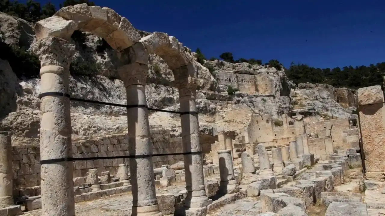 “Mersin’in Ayasofyası” Alahan Manastırı Görenleri Büyülüyor! 3